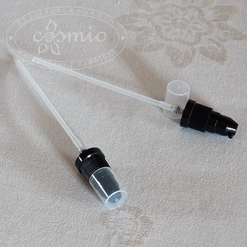 Pumpás adagolófej folyadéküveghez