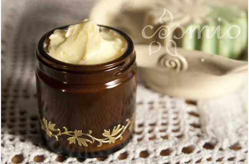 Tápláló krém nagyon száraz bőrre