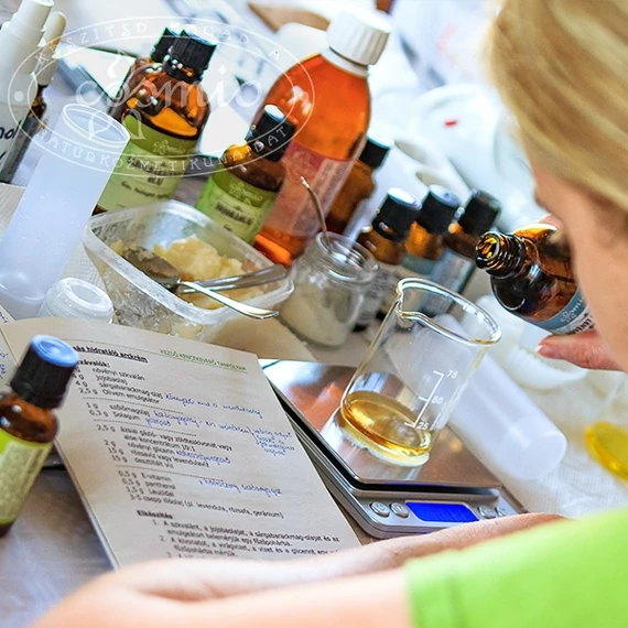 Cosmio kezdő kencekeverő tanfolyam